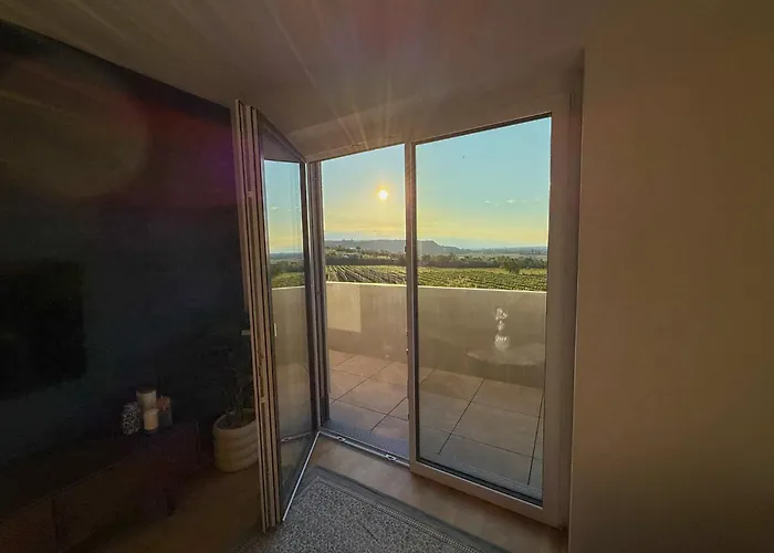 Danube Hills 319 Lejlighed *