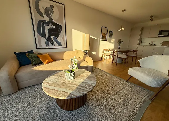 Danube Hills 319 Lejlighed